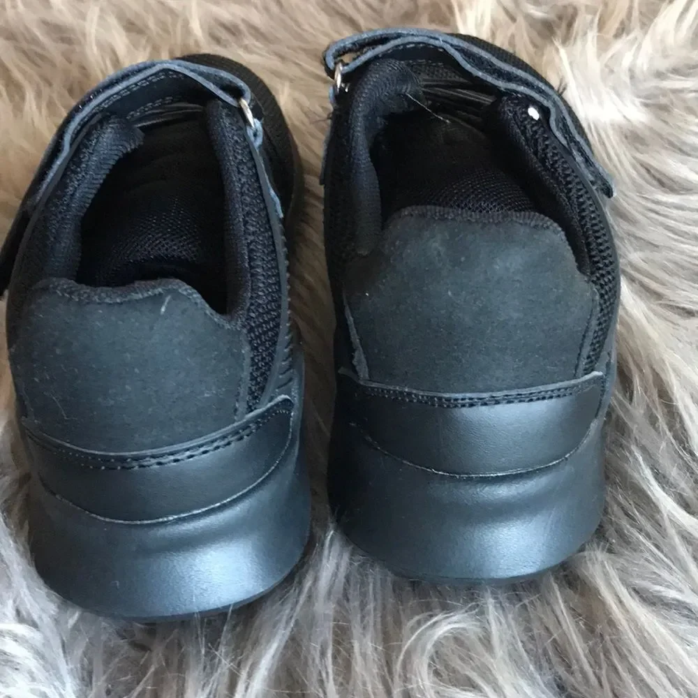 Kids athletic shoes sneakers unisex 1 Child BLACK